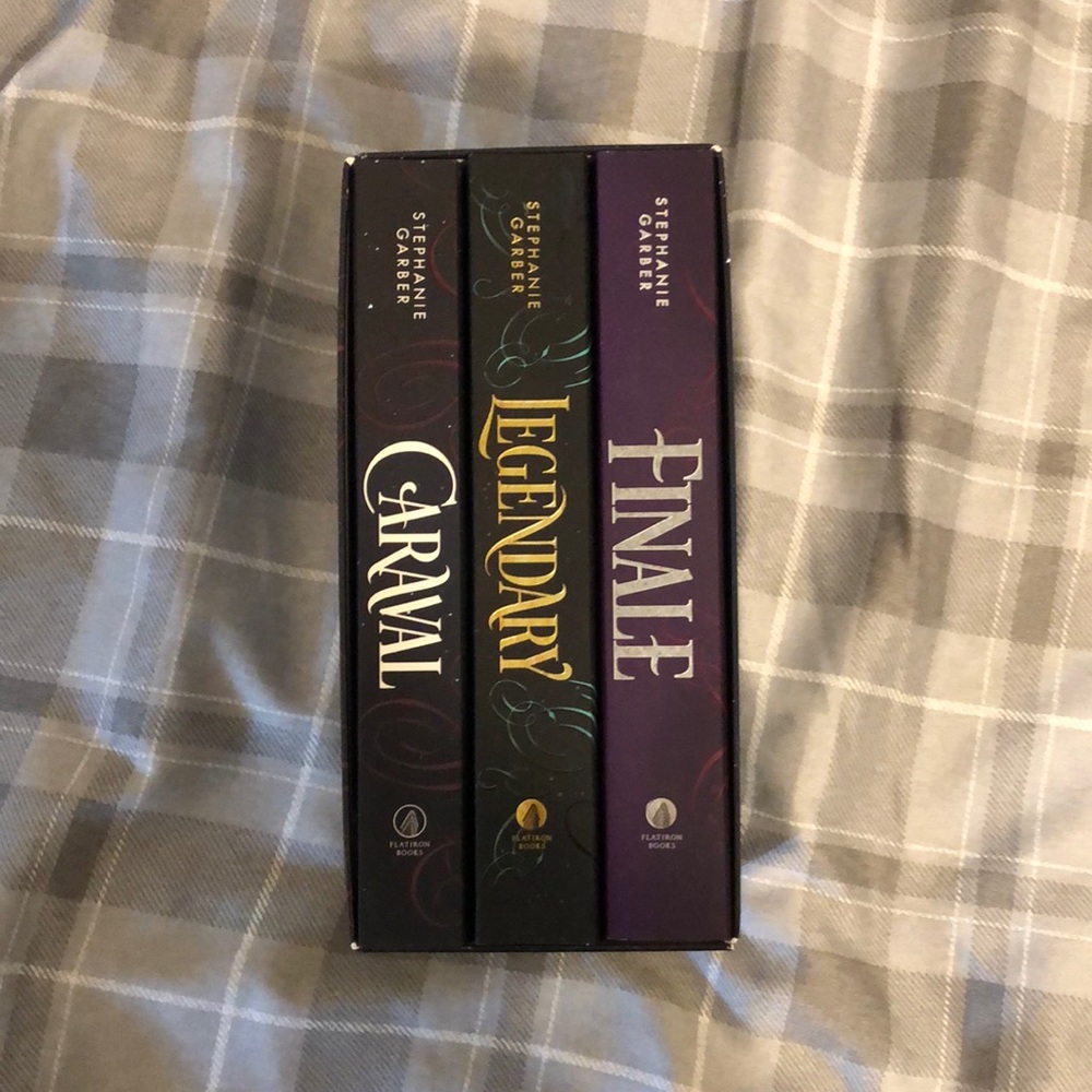 Caraval box set
